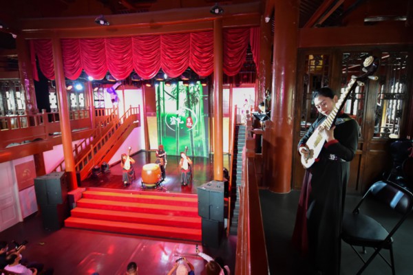 跟着成都潮流，探索不一样的养生休闲生活！(成都休闲生活方式)